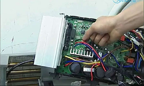 叠彩美的空调电话是多少